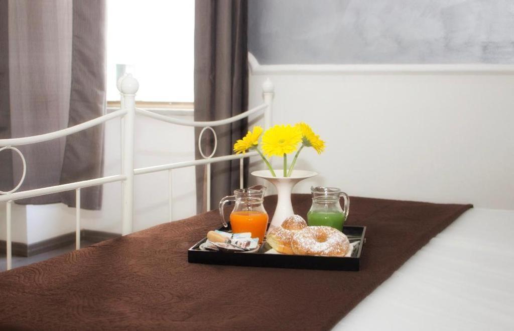 Bed and Breakfast I Benvenuti Al Sud Неаполь Экстерьер фото